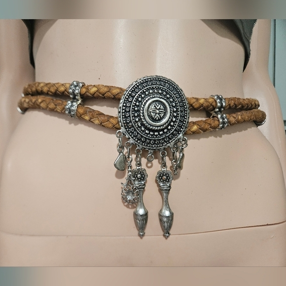 Vintage Made in Italy Braided Leather Medallion Belt – Artisan Statement Piece